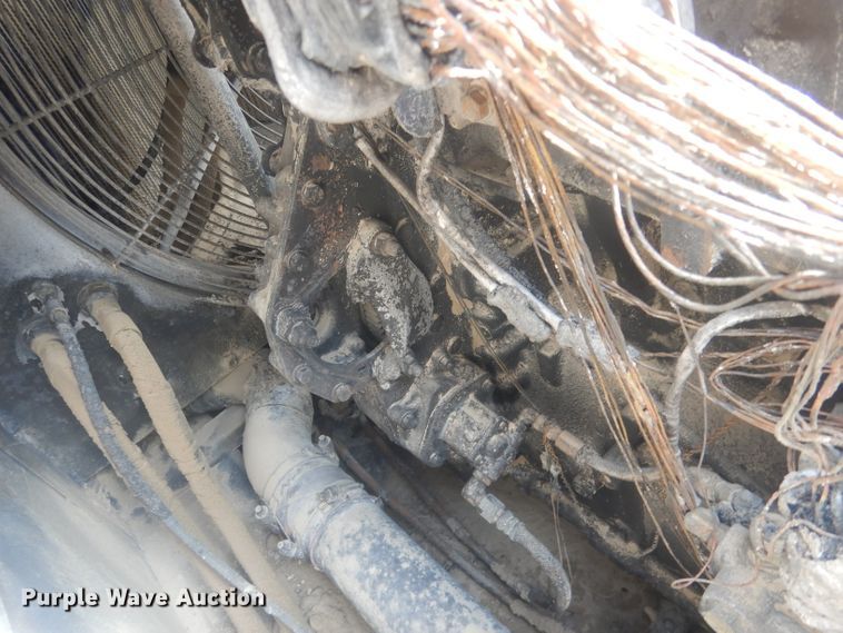 image for item DJ1302 2004 Al-jon 525  landfill compactor