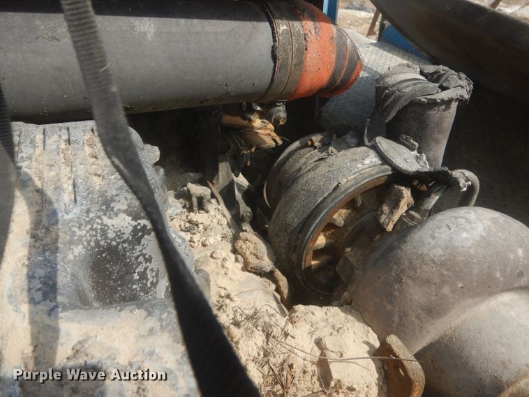 image for item DJ1302 2004 Al-jon 525  landfill compactor