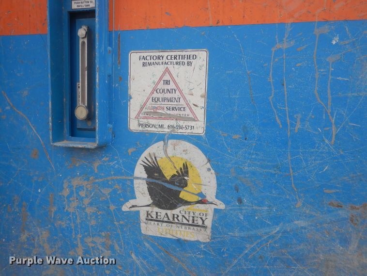 image for item DJ1302 2004 Al-jon 525  landfill compactor