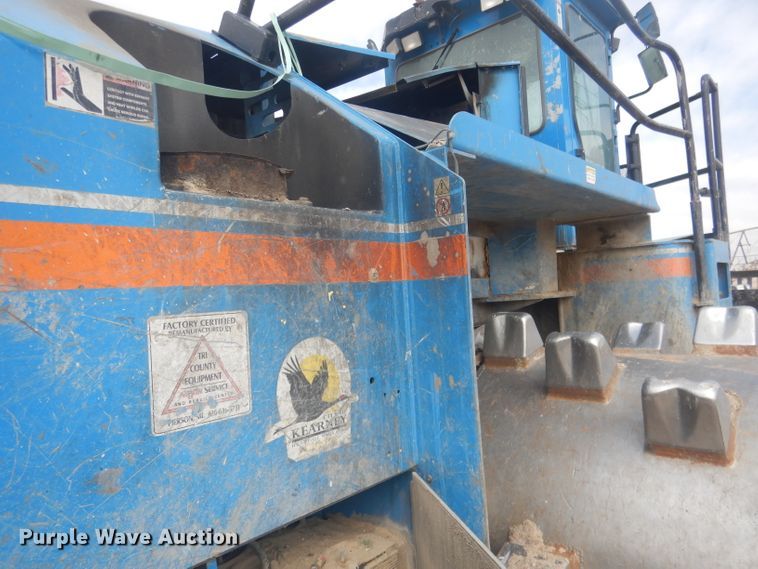 image for item DJ1302 2004 Al-jon 525  landfill compactor