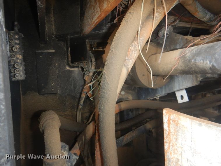 image for item DJ1302 2004 Al-jon 525  landfill compactor