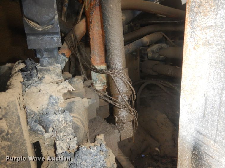 image for item DJ1302 2004 Al-jon 525  landfill compactor