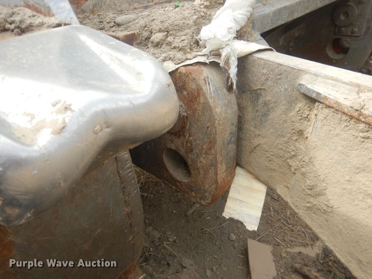 image for item DJ1302 2004 Al-jon 525  landfill compactor