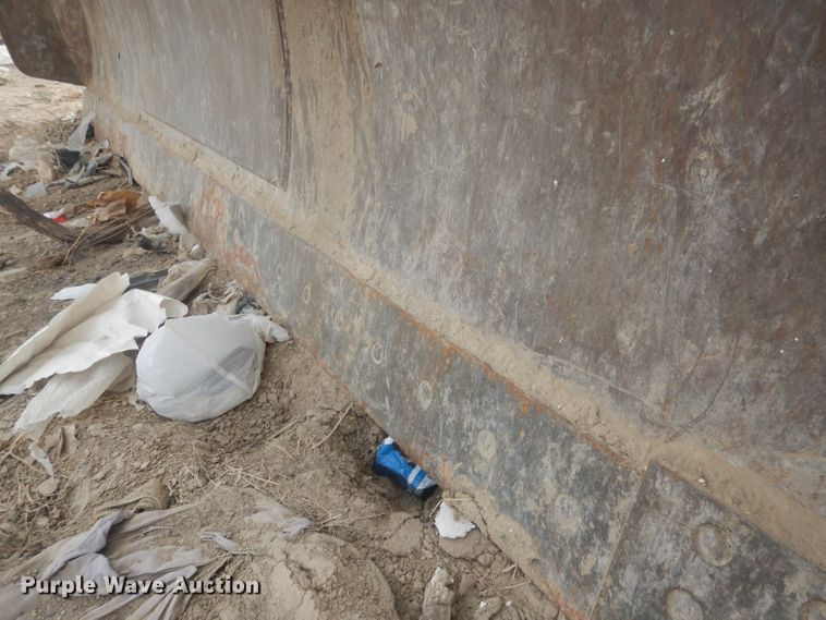 image for item DJ1302 2004 Al-jon 525  landfill compactor