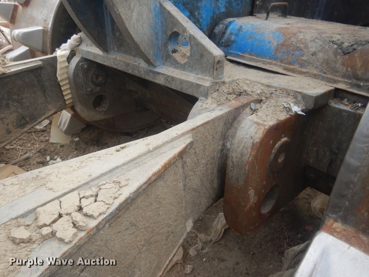 image for item DJ1302 2004 Al-jon 525  landfill compactor