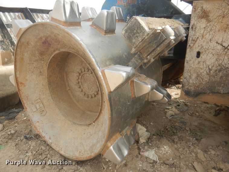 image for item DJ1302 2004 Al-jon 525  landfill compactor