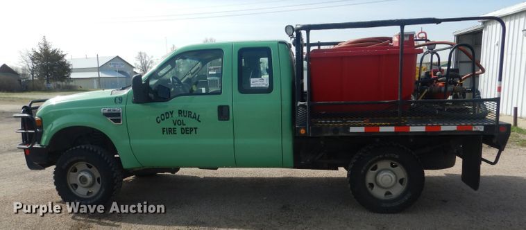 image for item DJ1313 2008 Ford F250 Super Duty XL  SuperCab brush fire truck