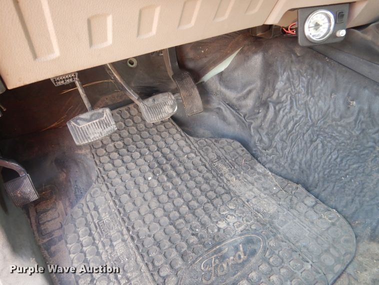 image for item DJ1313 2008 Ford F250 Super Duty XL  SuperCab brush fire truck