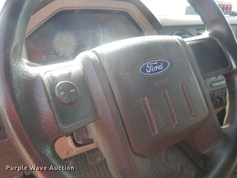 image for item DJ1313 2008 Ford F250 Super Duty XL  SuperCab brush fire truck