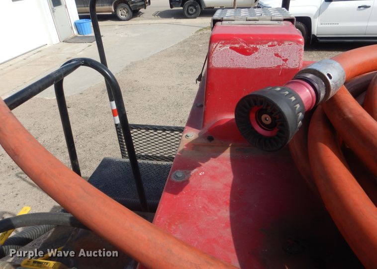 image for item DJ1313 2008 Ford F250 Super Duty XL  SuperCab brush fire truck