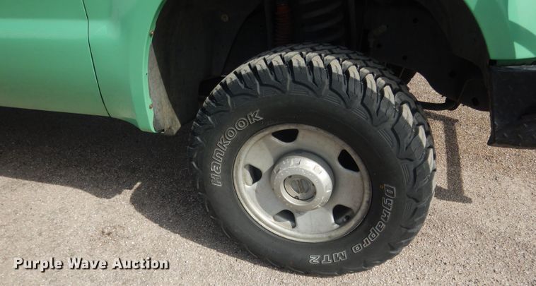 image for item DJ1313 2008 Ford F250 Super Duty XL  SuperCab brush fire truck