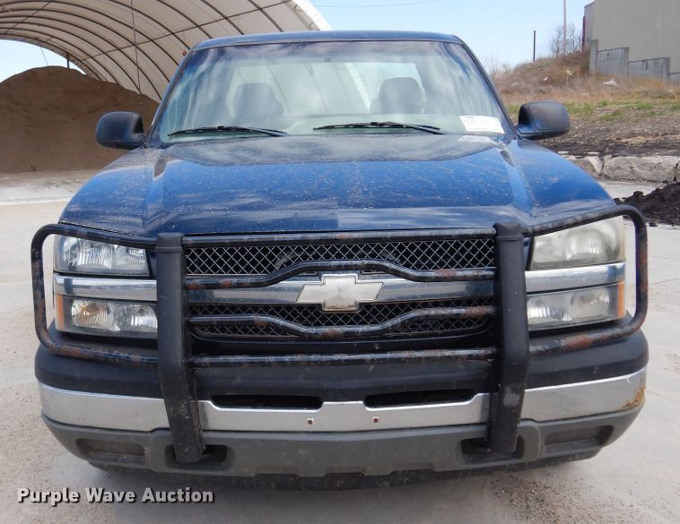 image for item DK0826 2005 Chevrolet Silverado 1500  Ext. Cab pickup truck