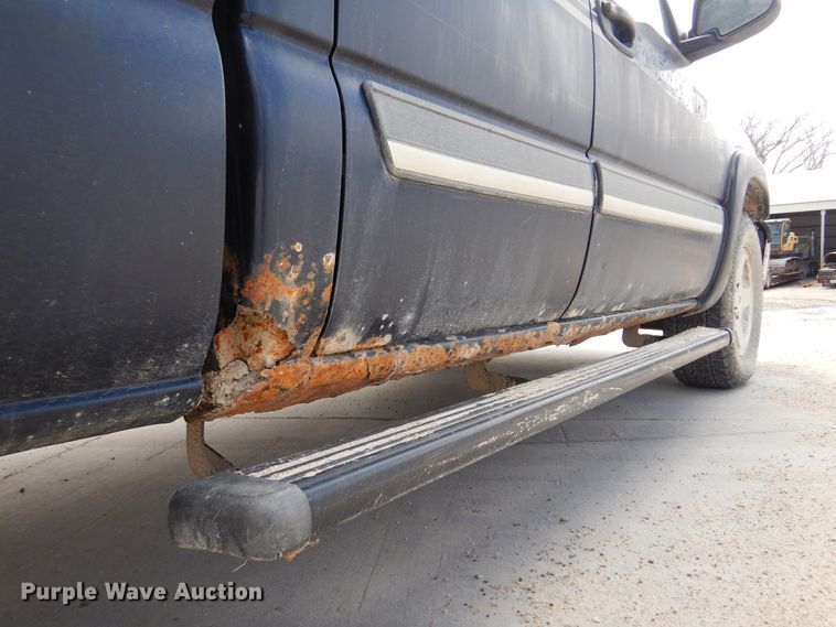 image for item DK0826 2005 Chevrolet Silverado 1500  Ext. Cab pickup truck