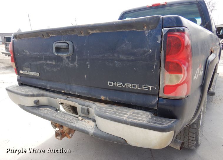 image for item DK0826 2005 Chevrolet Silverado 1500  Ext. Cab pickup truck