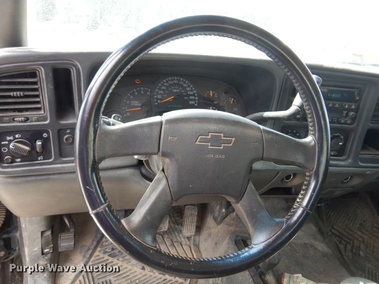 image for item DK0826 2005 Chevrolet Silverado 1500  Ext. Cab pickup truck