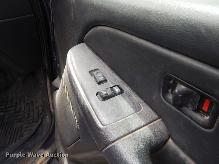 image for item DK0826 2005 Chevrolet Silverado 1500  Ext. Cab pickup truck