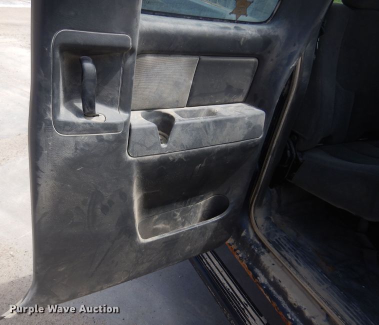 image for item DK0826 2005 Chevrolet Silverado 1500  Ext. Cab pickup truck