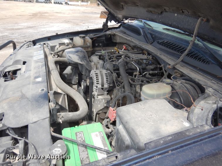 image for item DK0826 2005 Chevrolet Silverado 1500  Ext. Cab pickup truck