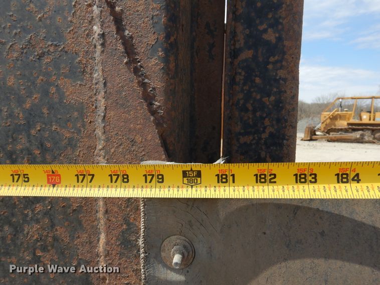 image for item DK0829 1995 Ford LNT8000  dump truck