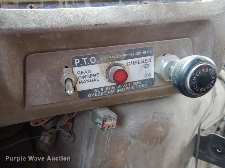 image for item DK0829 1995 Ford LNT8000  dump truck