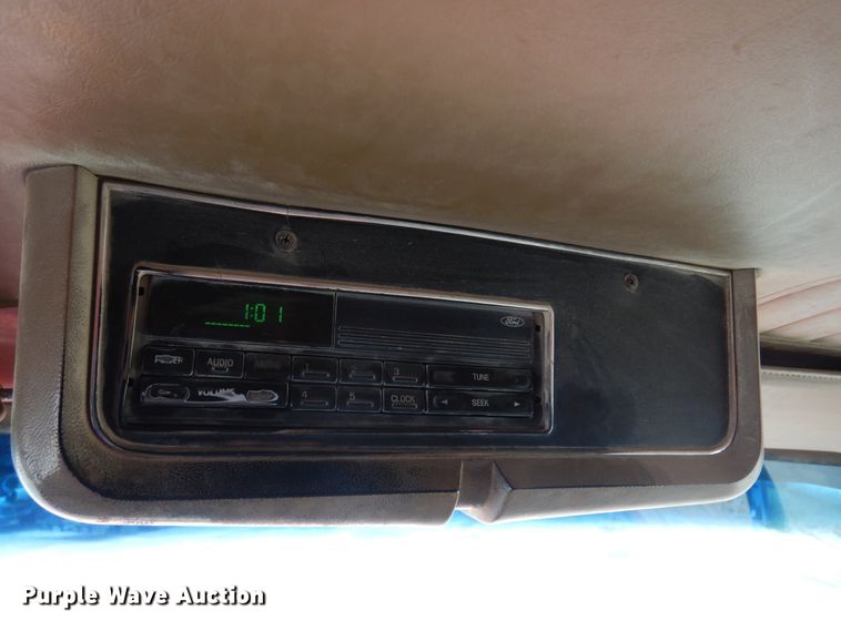 image for item DK0829 1995 Ford LNT8000  dump truck