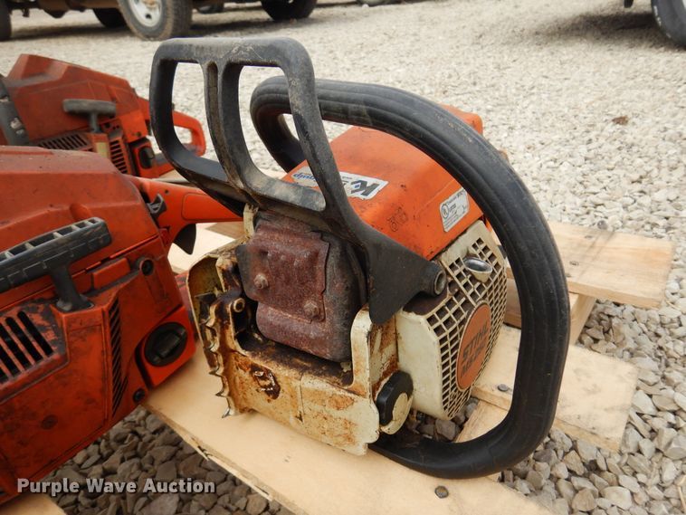 image for item DK0832 (6) chainsaws