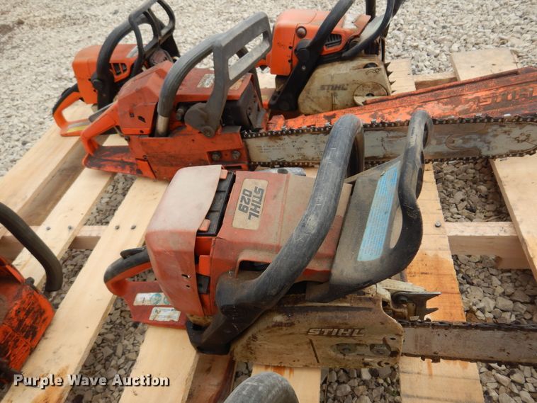 image for item DK0832 (6) chainsaws