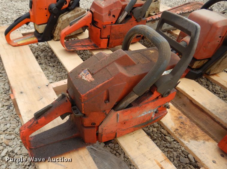 image for item DK0832 (6) chainsaws