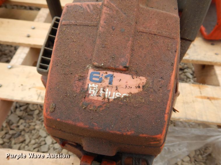 image for item DK0832 (6) chainsaws