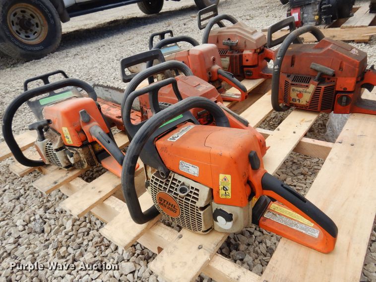 image for item DK0832 (6) chainsaws