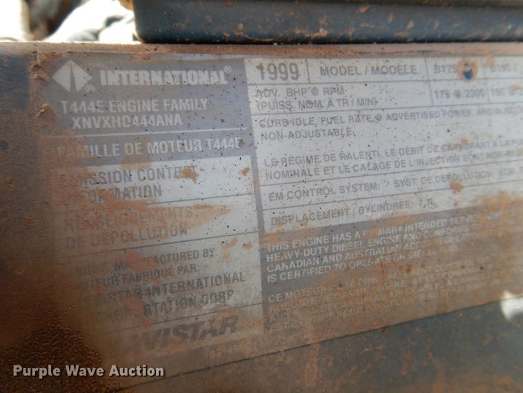 image for item DK0833 2000 International 4700  dump flatbed truck