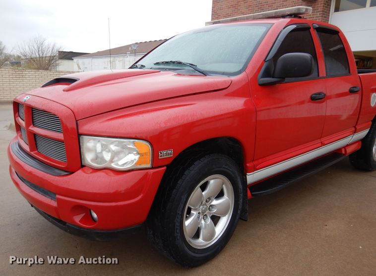image for item DK0849 2004 Dodge Ram 1500  Quad Cab pickup truck