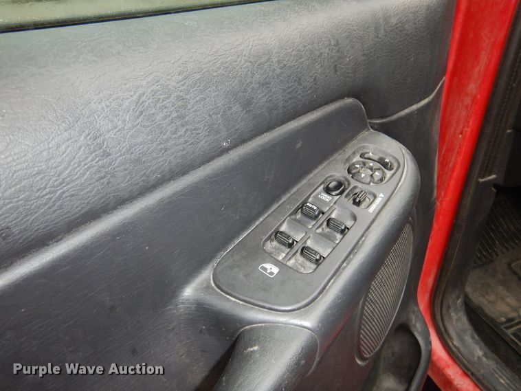 image for item DK0849 2004 Dodge Ram 1500  Quad Cab pickup truck