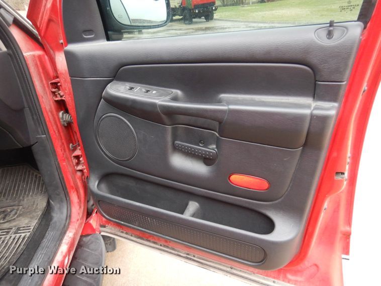 image for item DK0849 2004 Dodge Ram 1500  Quad Cab pickup truck