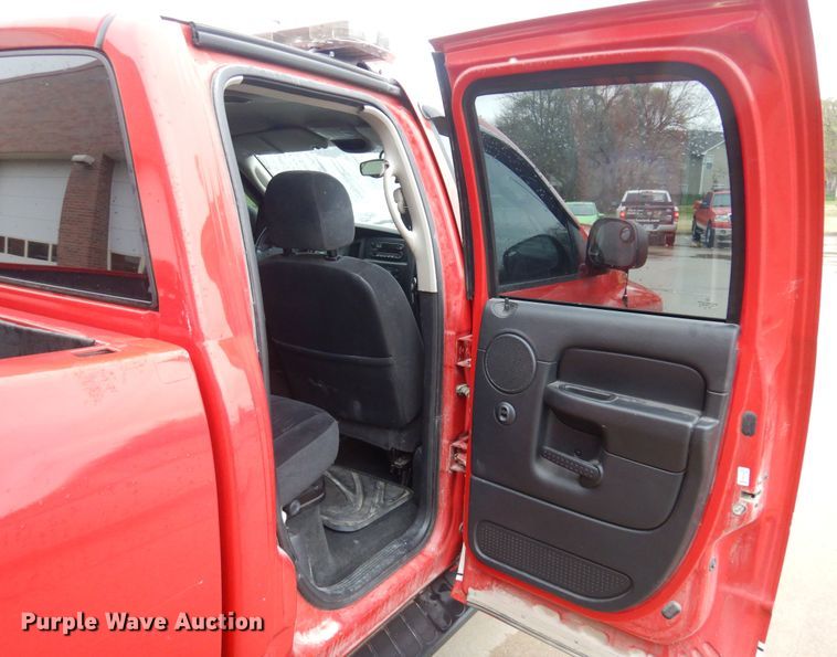 image for item DK0849 2004 Dodge Ram 1500  Quad Cab pickup truck