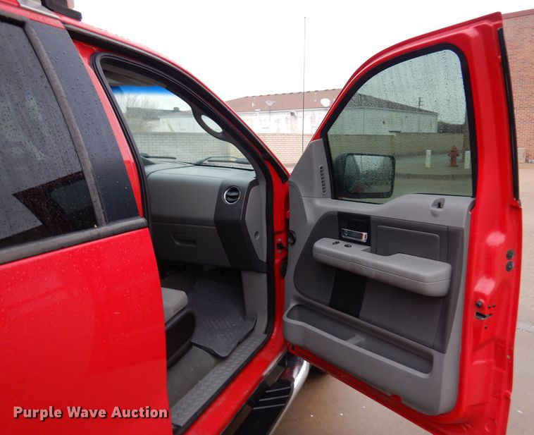 image for item DK0850 2006 Ford F150  SuperCrew pickup truck