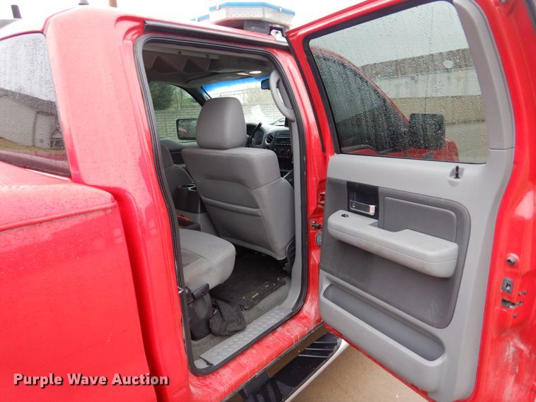 image for item DK0850 2006 Ford F150  SuperCrew pickup truck