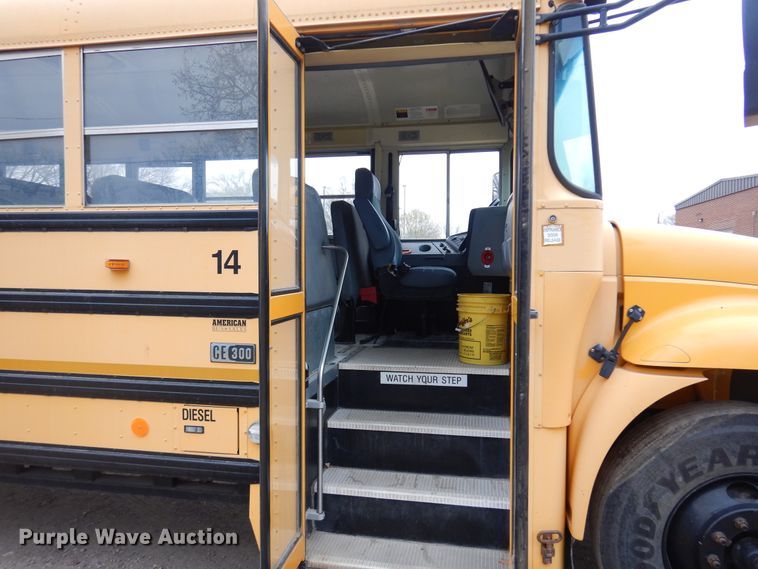 image for item DK0851 2007 International 3000  school bus