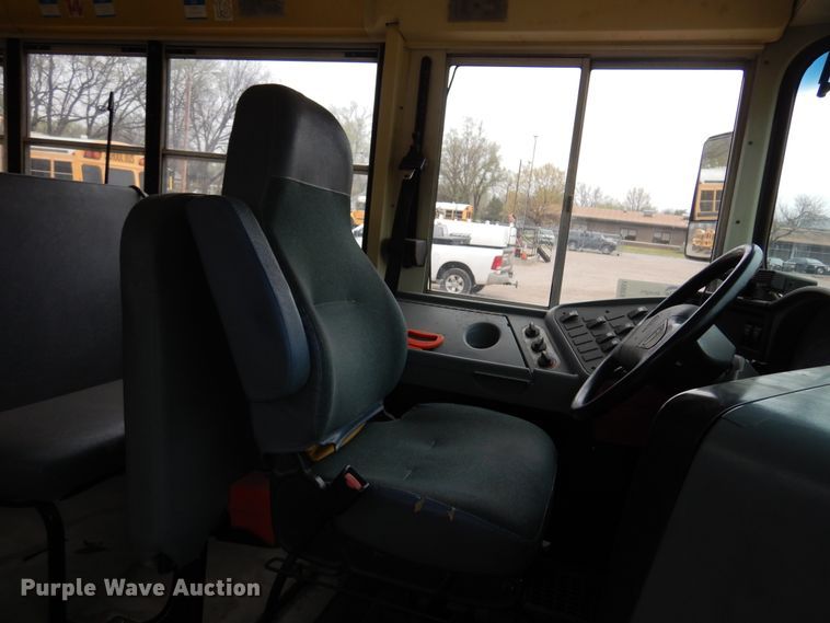 image for item DK0851 2007 International 3000  school bus