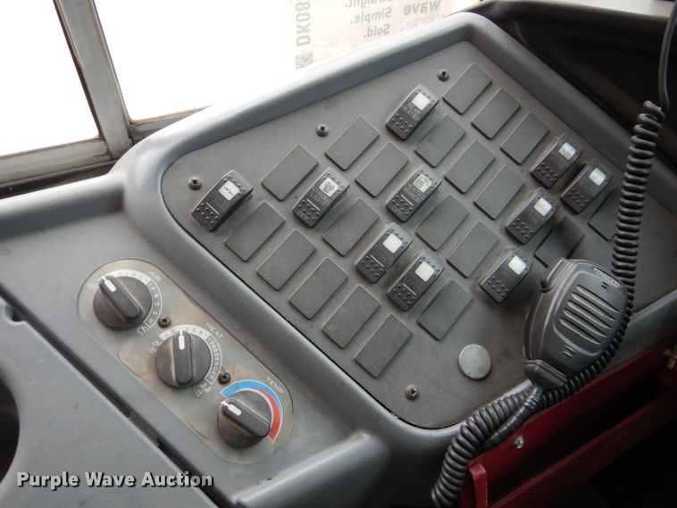 image for item DK0851 2007 International 3000  school bus