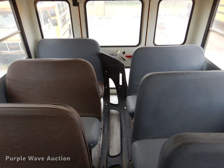 image for item DK0851 2007 International 3000  school bus