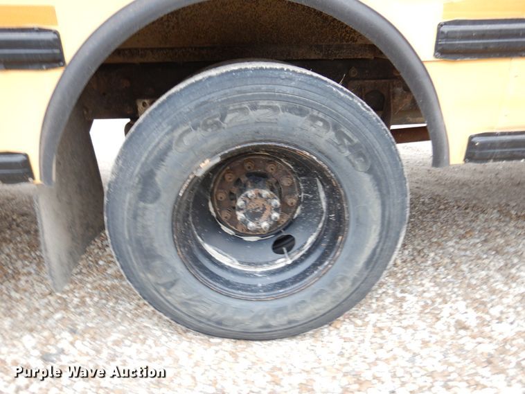 image for item DK0851 2007 International 3000  school bus