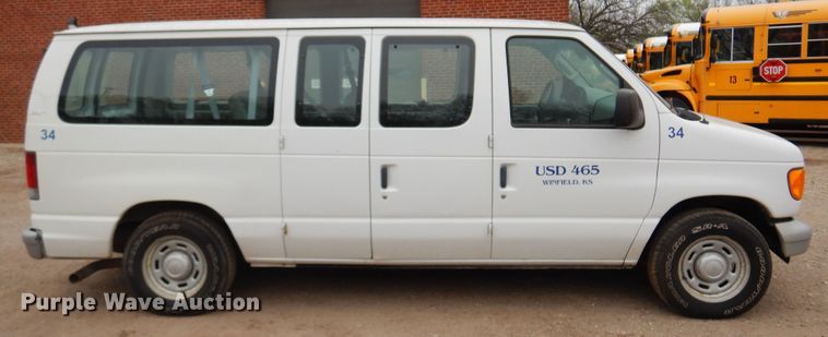 image for item DK0853 2004 Ford E150  van