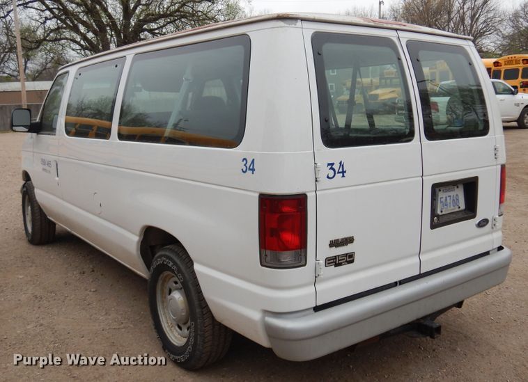 image for item DK0853 2004 Ford E150  van
