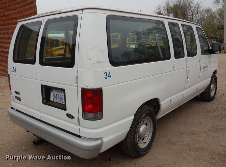 image for item DK0853 2004 Ford E150  van