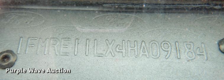 image for item DK0853 2004 Ford E150  van