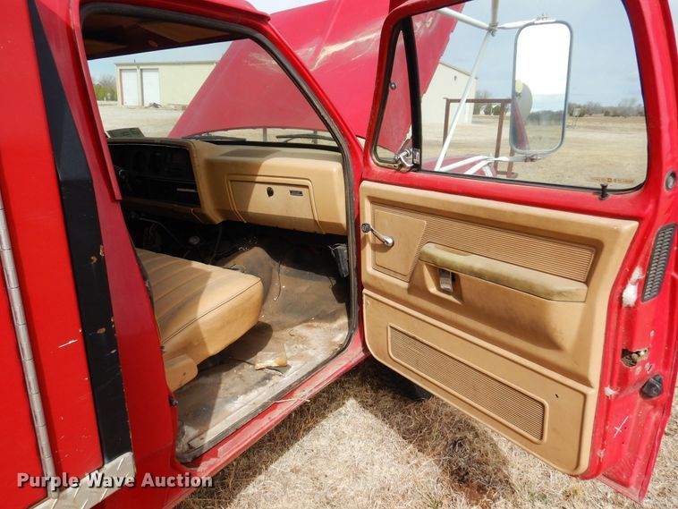 image for item DK4413 1989 Dodge W350  brush fire truck