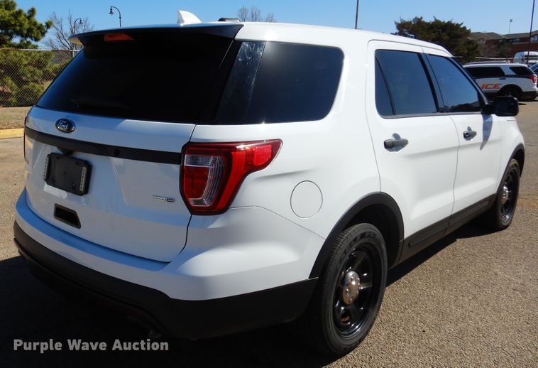 image for item DK4458 2016 Ford Explorer Police Interceptor  SUV