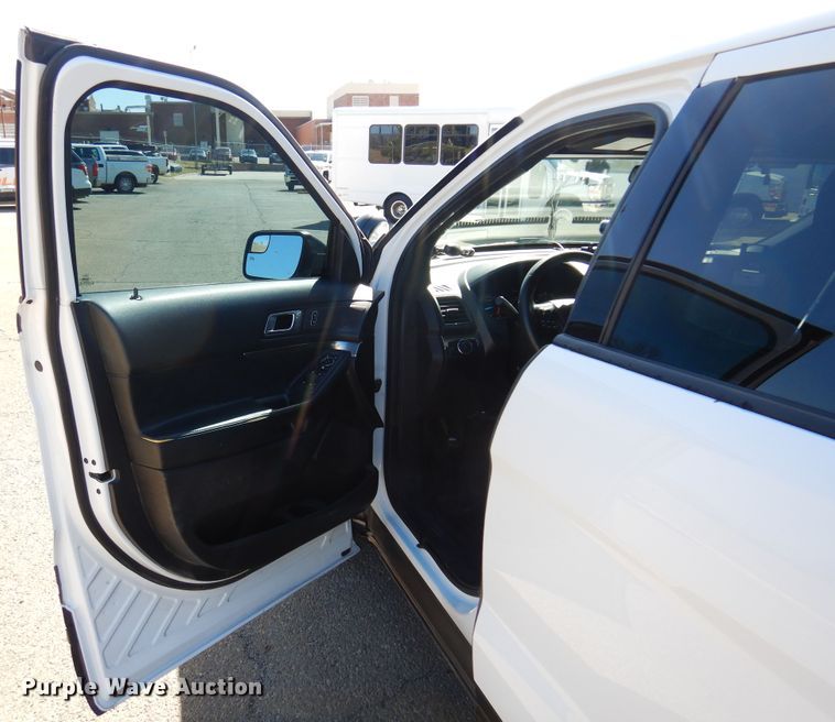 image for item DK4458 2016 Ford Explorer Police Interceptor  SUV