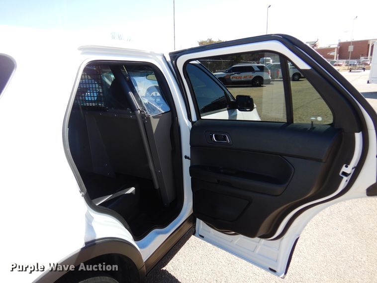 image for item DK4458 2016 Ford Explorer Police Interceptor  SUV